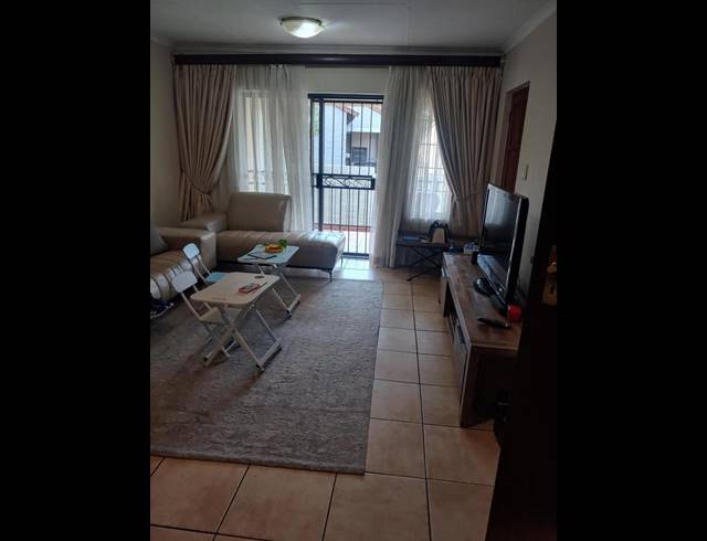 3 BEDROOM PROPERTY TO RENT IN BLOUBOSRAND